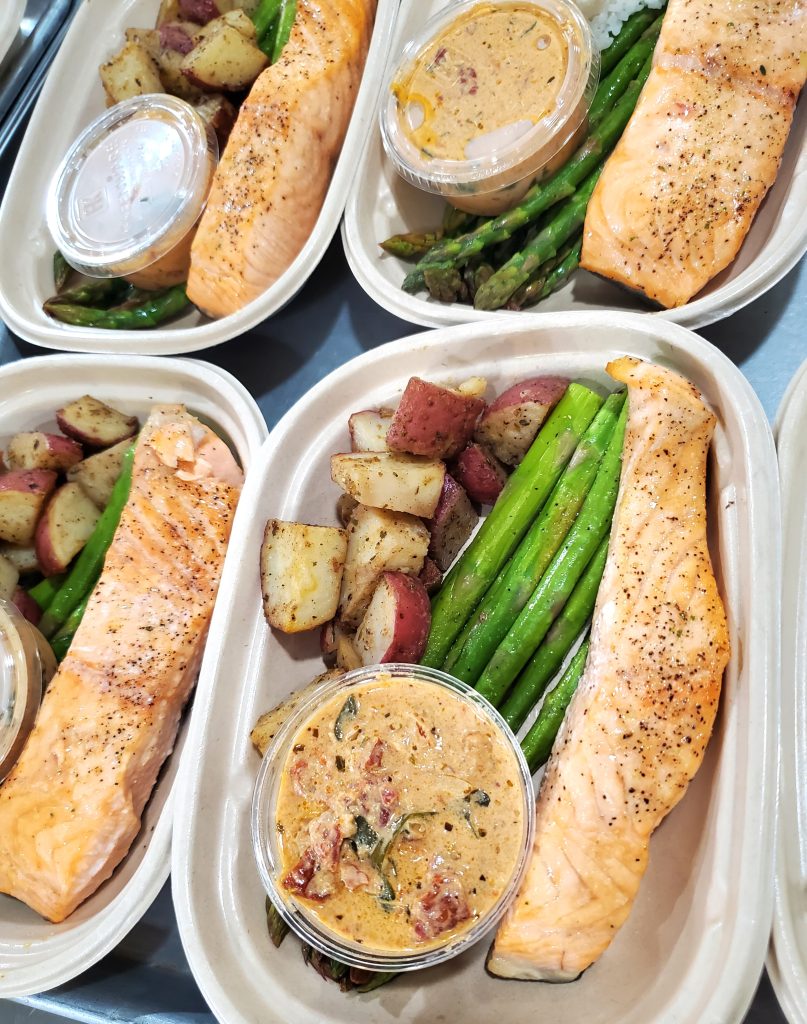 Mealtime Made Easy in Oahu Reliable Senior Meal Delivery Malama